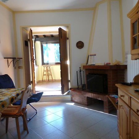 Casa Vacanze Santa Cristina Volterra Exterior photo