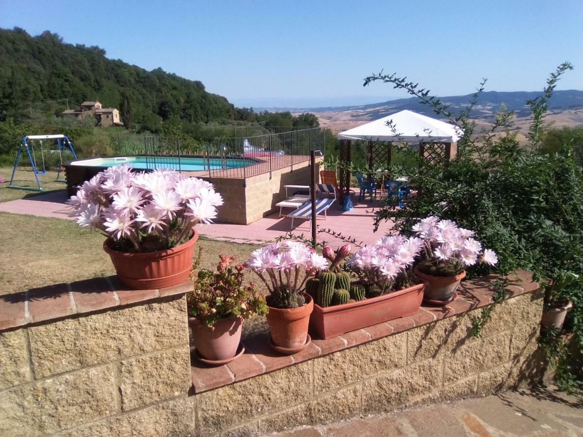 Casa Vacanze Santa Cristina Volterra Exterior photo