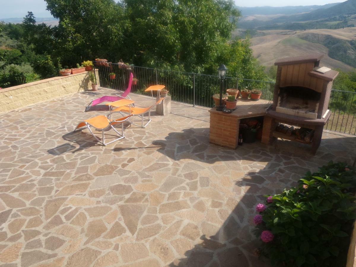 Casa Vacanze Santa Cristina Volterra Exterior photo